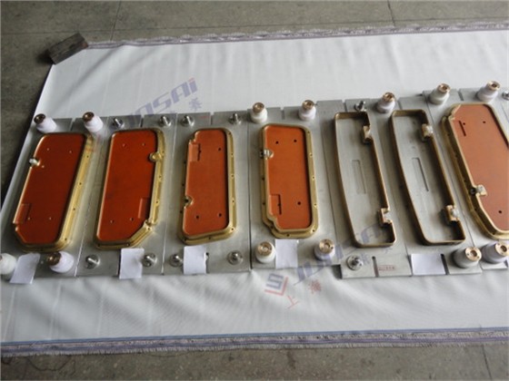 遮陽(yáng)板熱合機(jī)模具